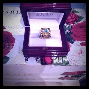 Fashion woman's ring.